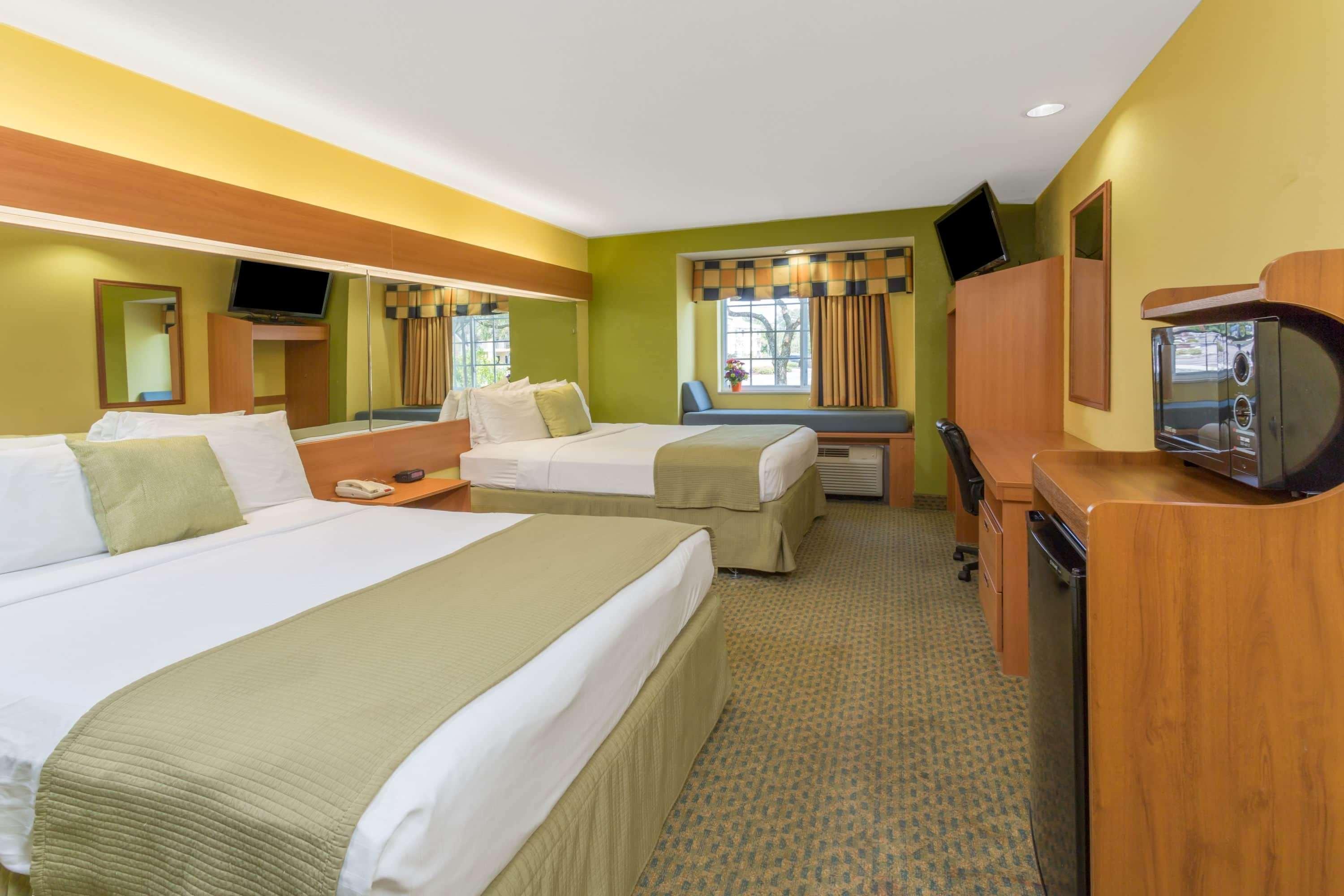 Microtel Inn & Suites By Wyndham Kingsland Naval Base I-95 Eksteriør billede