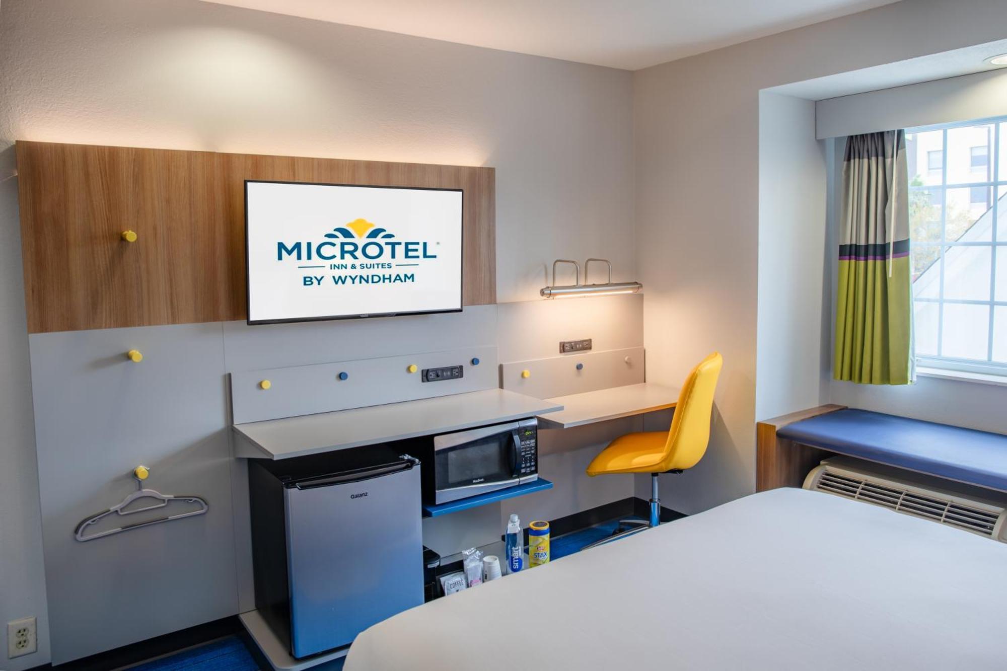 Microtel Inn & Suites By Wyndham Kingsland Naval Base I-95 Eksteriør billede