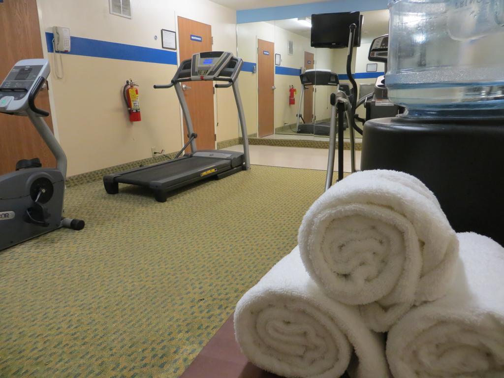 Microtel Inn & Suites By Wyndham Kingsland Naval Base I-95 Eksteriør billede
